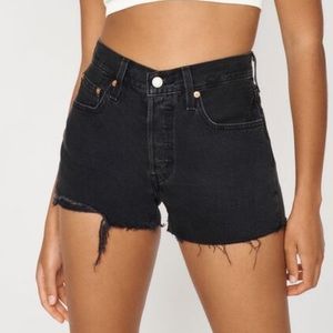 Black 501 LEVI’s jean shorts